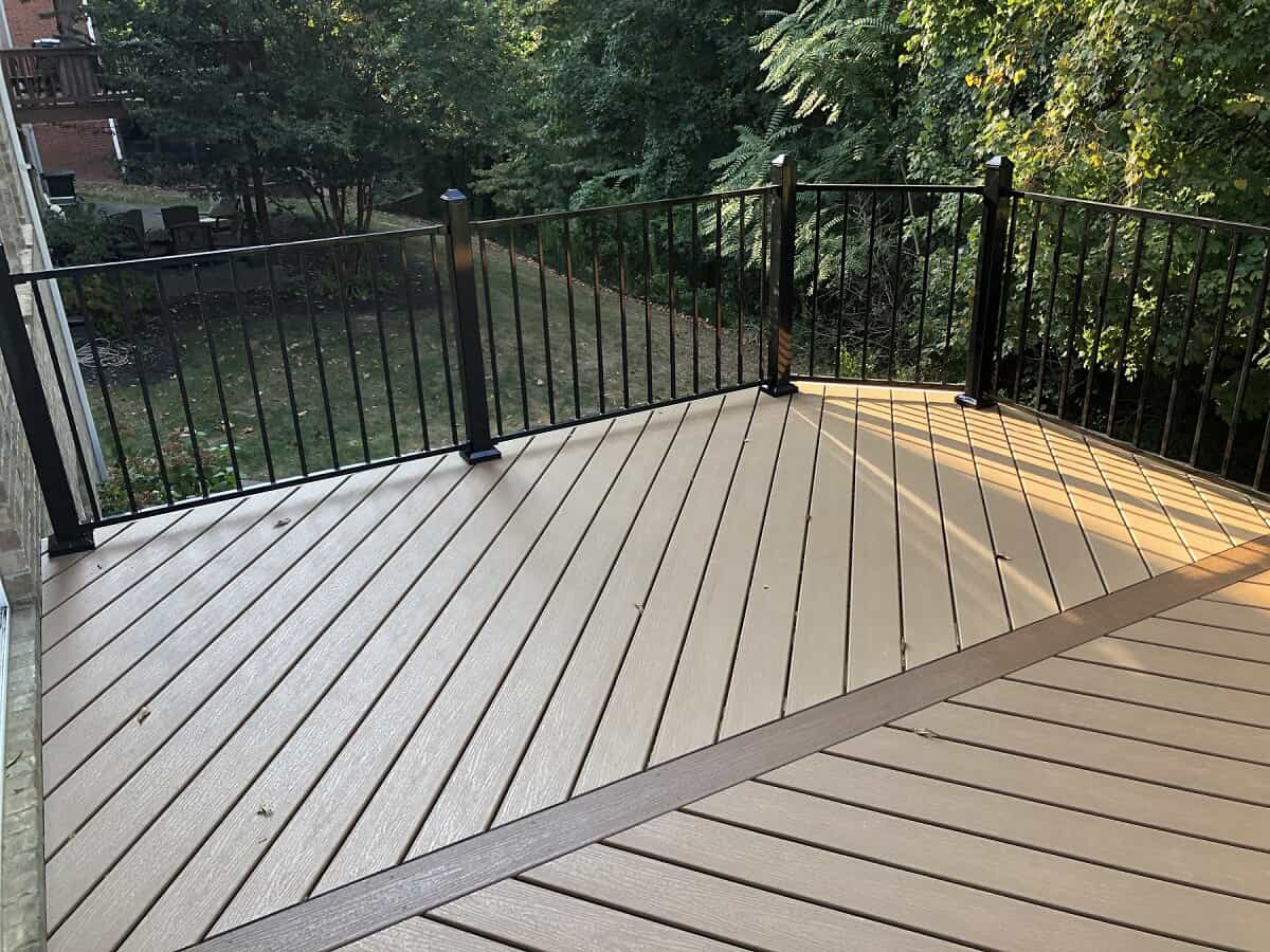 mt juliet timbertech deck with fortress railing 